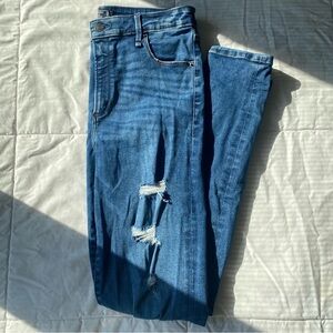 ABERCROMBIE & FITCH Simone super skinny ripped jeans